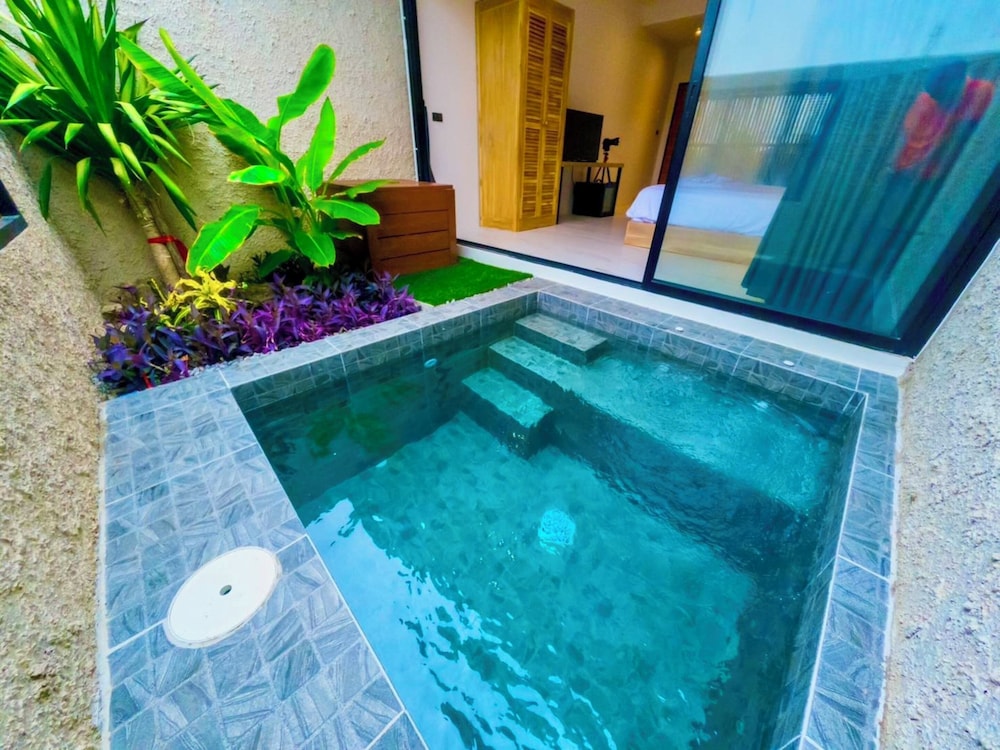 Superior Pool Villa - Photo 1