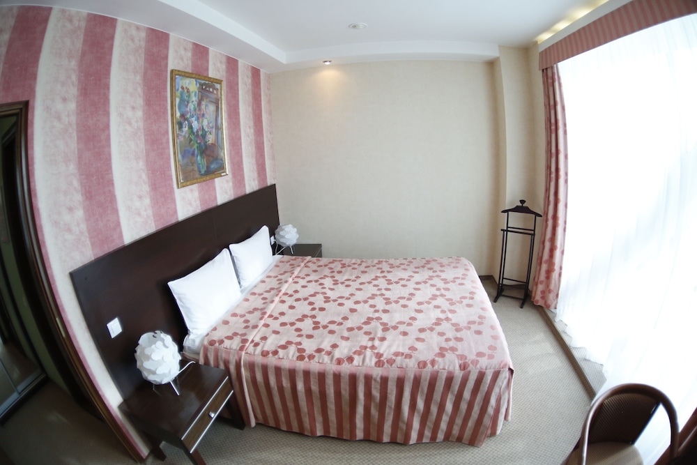 Suite photo 1