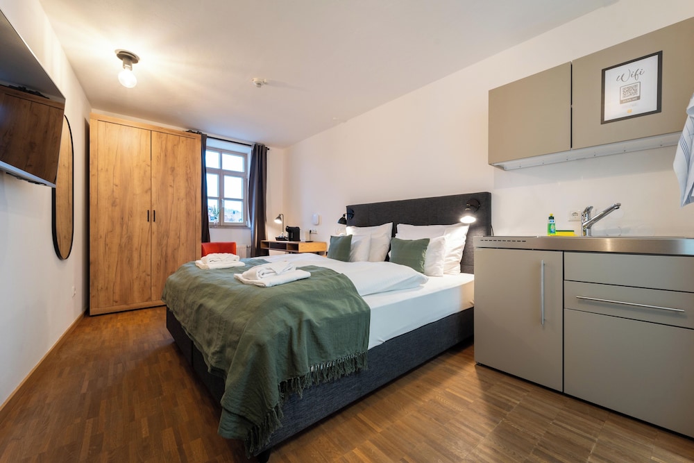 Basic Double Room