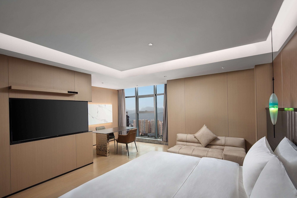 Executive Suite, 1 King Bed, Non Smoking