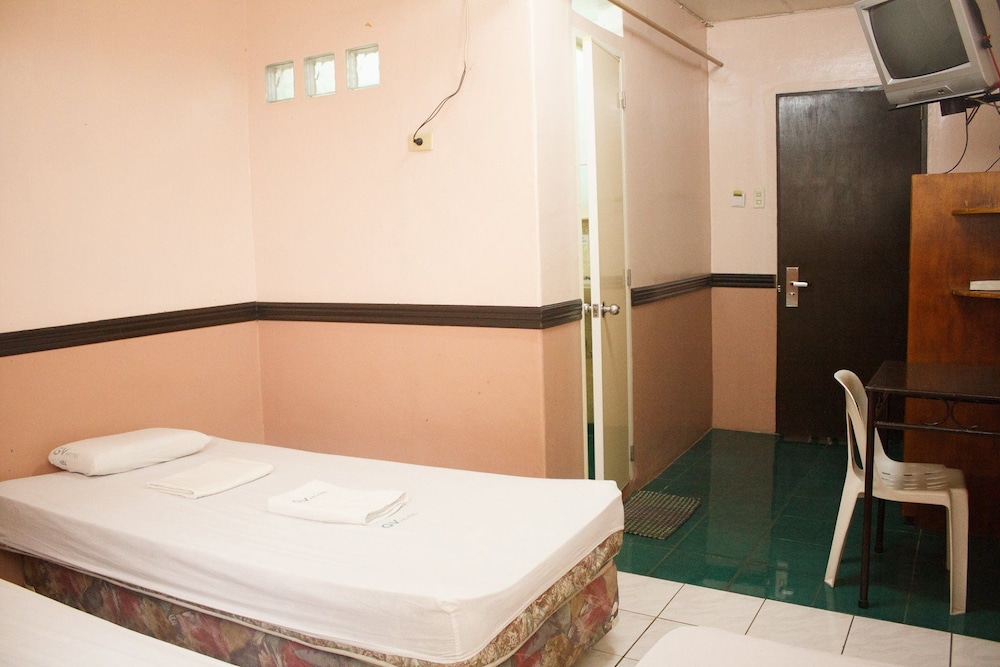 Deluxe Twin Room photo 3