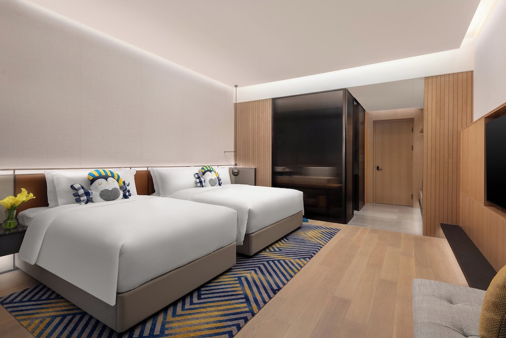 Standard Room, 1 King Bed photo 1