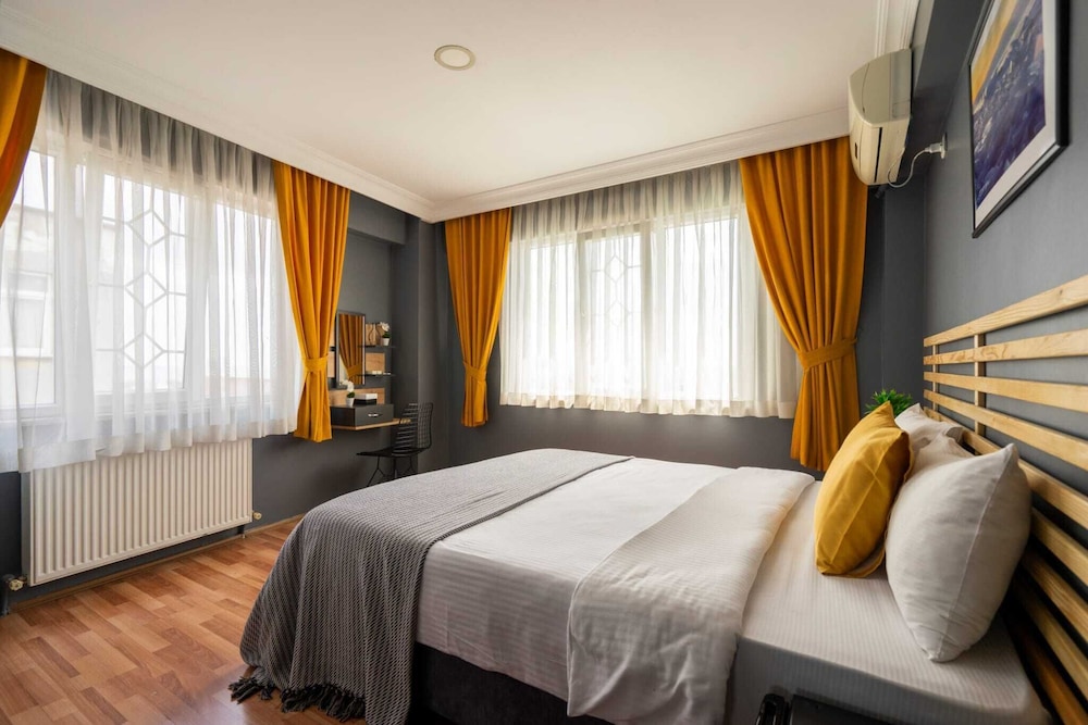 Deluxe Double Or Twin Room, Sea View photo 2