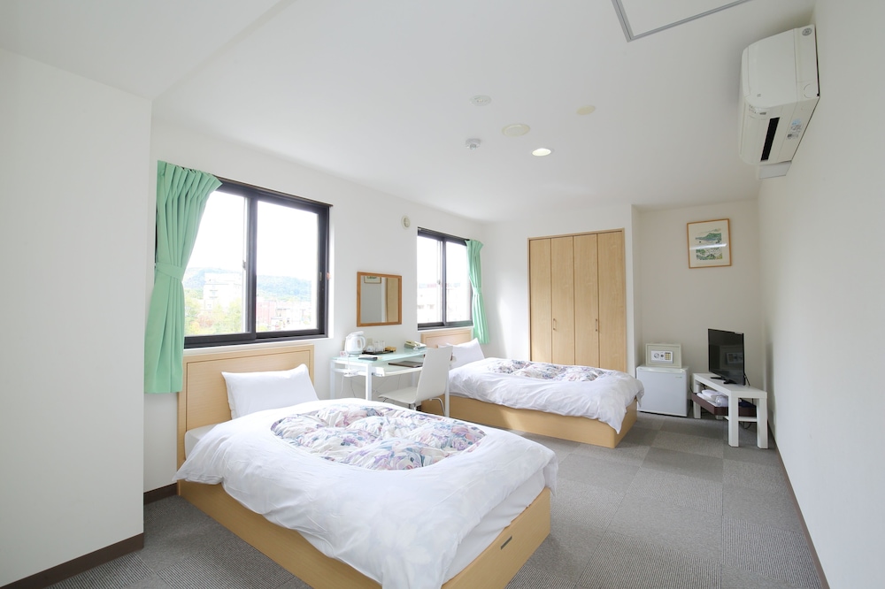Twin Room, Mountain View - Non Smoking