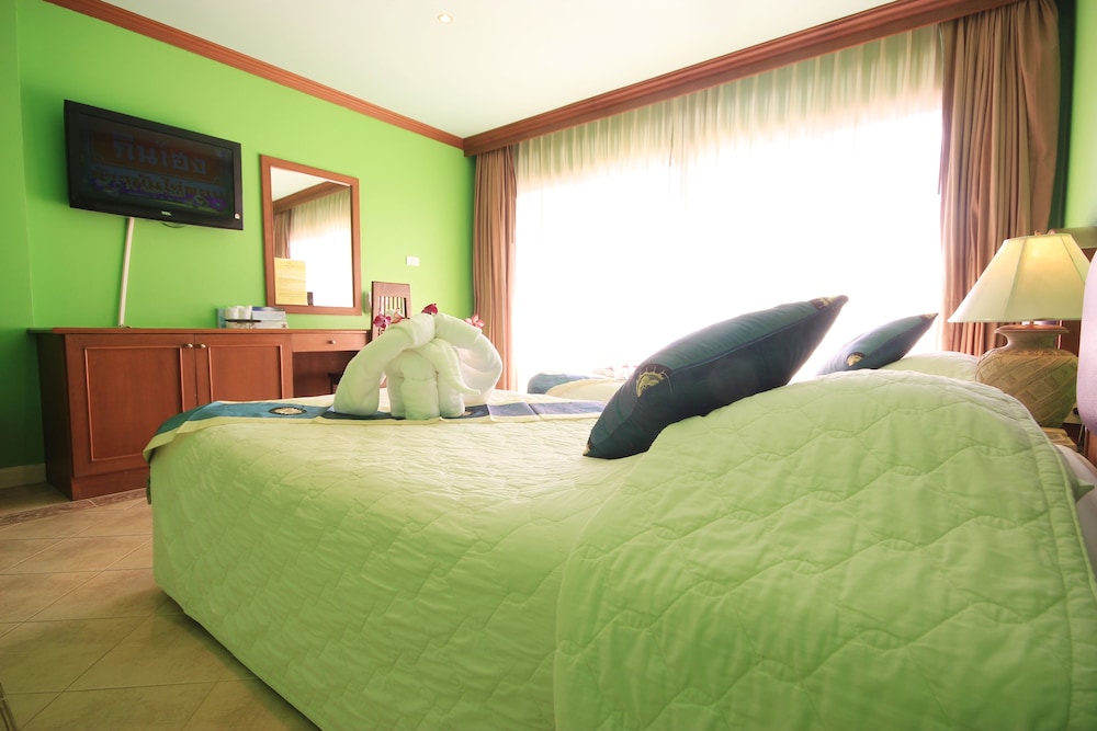 Standard Twin Room, Balcony, Mountainside photo 2