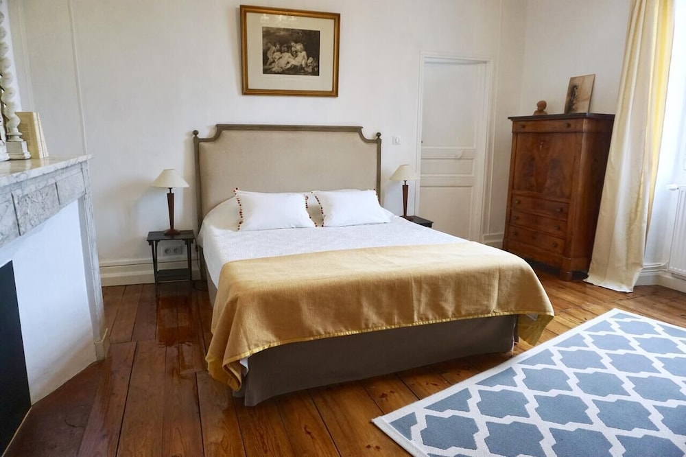 Suite, Garden View