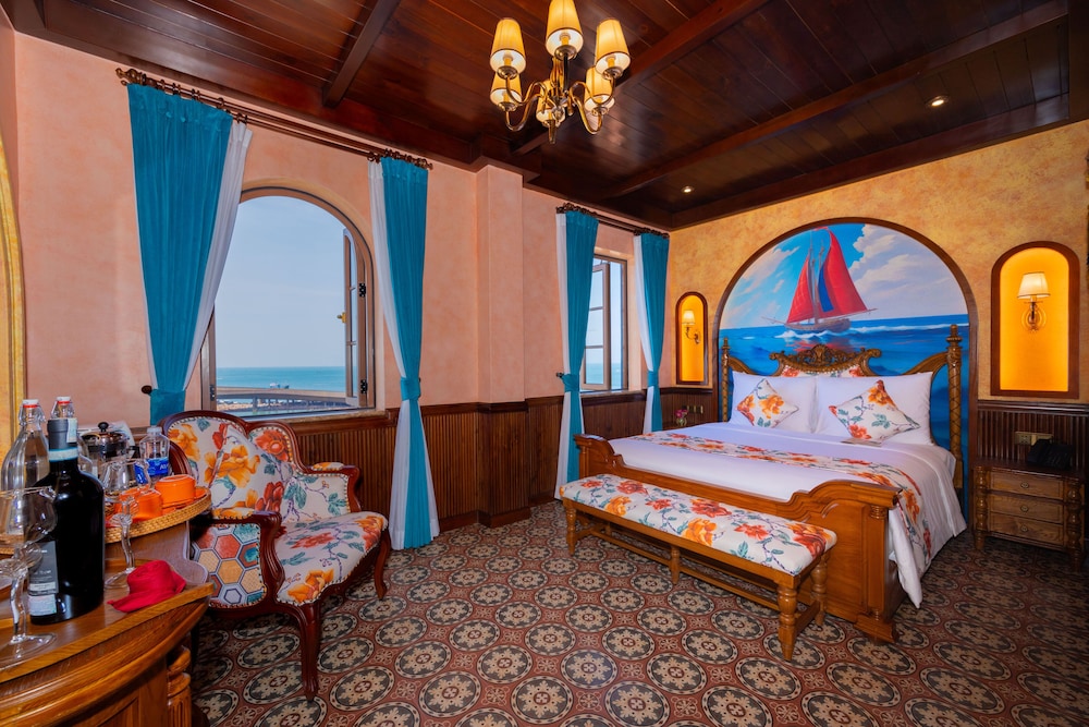 Mare Amoris, Ocean View, 1 King Bed with Window - Photo 2
