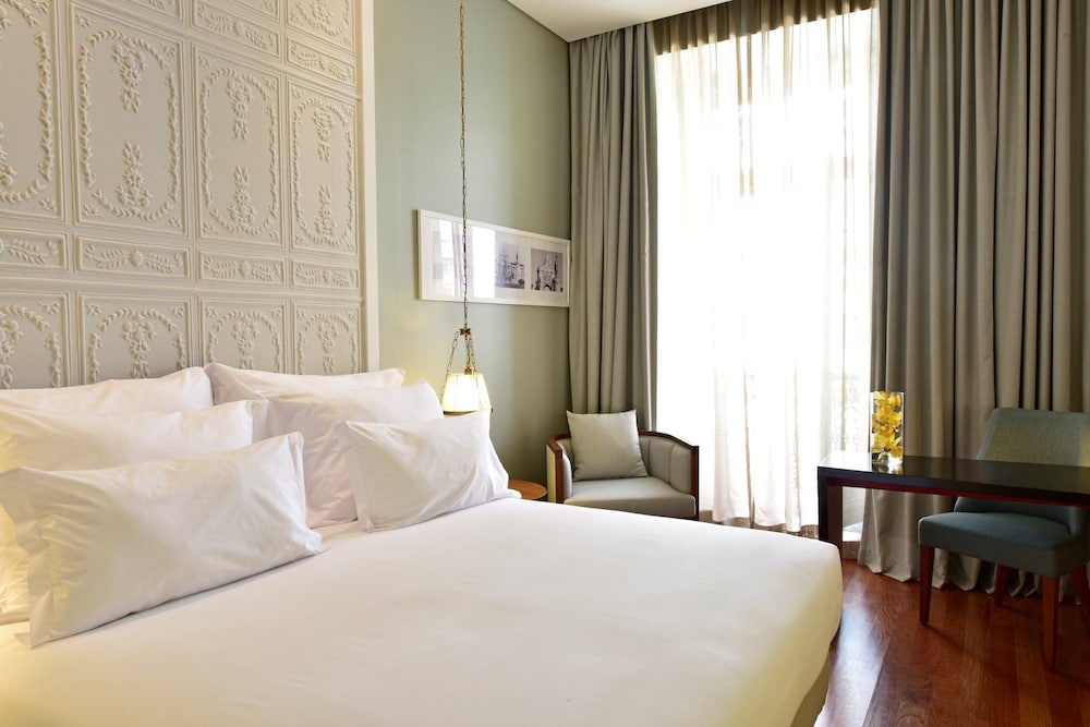 Classic Room (King Size Bed)