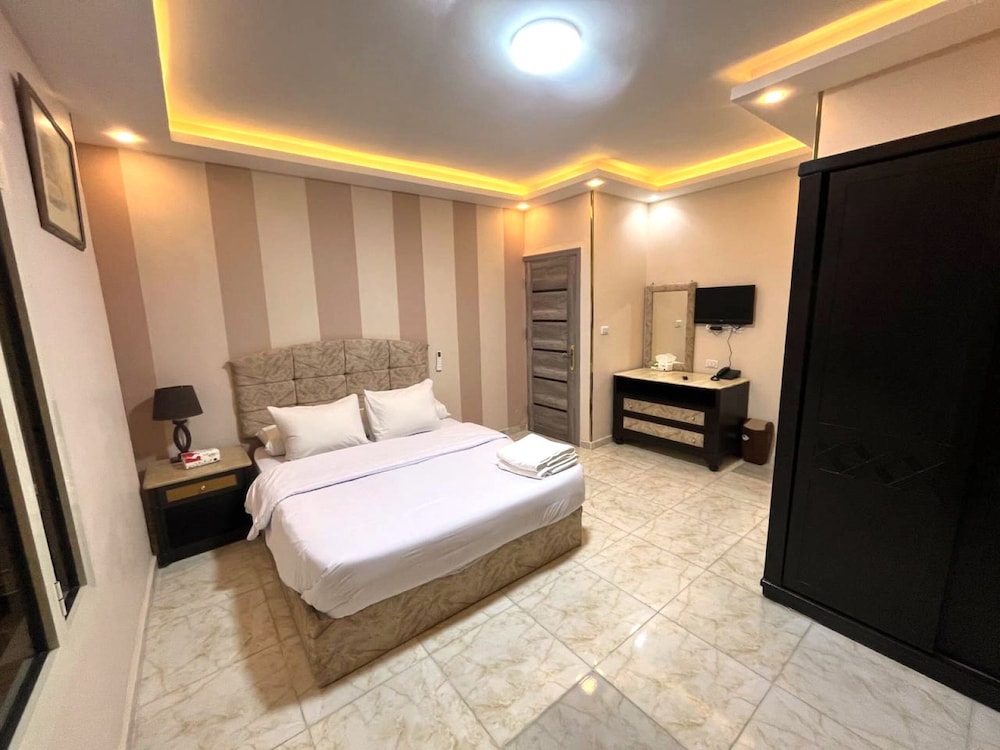 Deluxe Double Room, Pool View photo 3