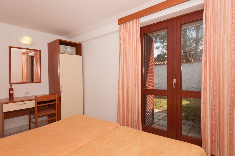 Standard Apartment, 1 Bedroom, Terrace, Garden View photo 1