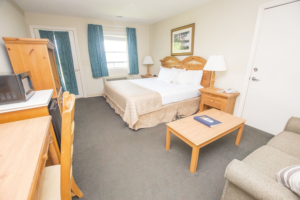 Single Room, 1 Bedroom, Non Smoking, Lake View photo 2