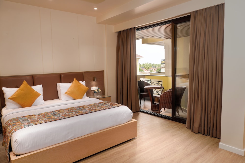 Deluxe Room - Photo 5