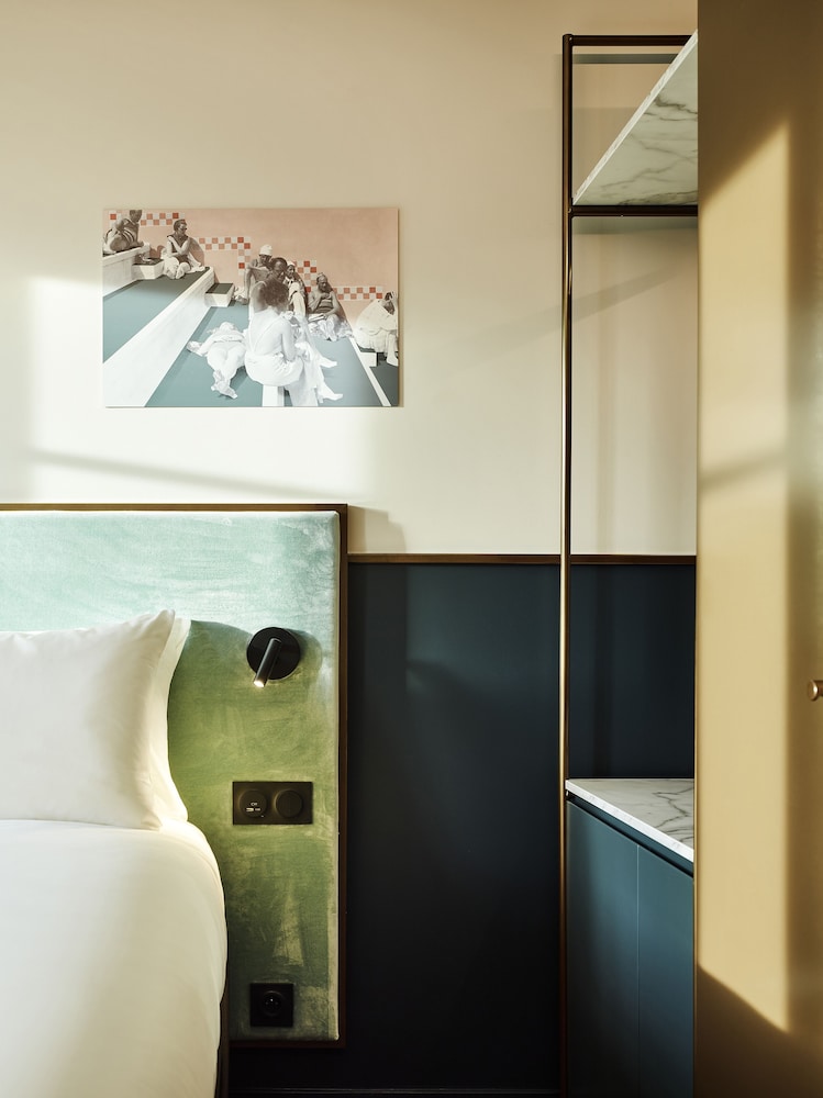 Comfort Room, 1 Double Bed - Photo 2