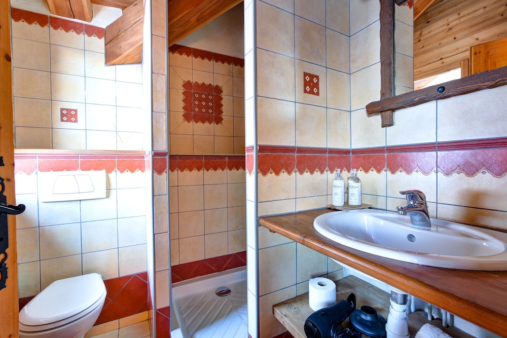 Superior Double Or Twin Room, 1 Double Or 2 Twin Beds, Balcony, Mountain View photo 2