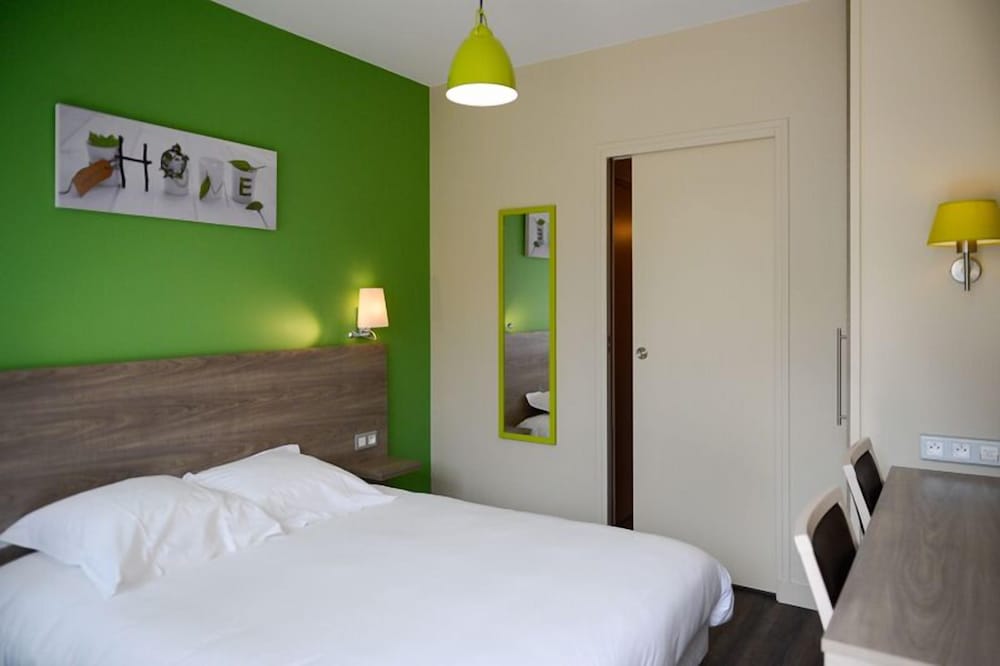 Standard Double Room photo 2