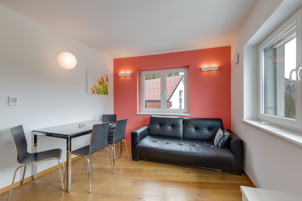 Family Apartment, 2 Bedrooms, Mountainside (Wellness Suite Tulip) photo 2