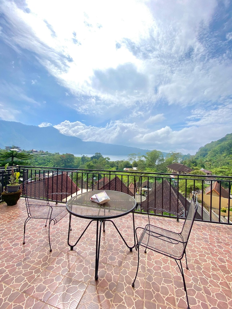 Deluxe House, Balcony, Lake View
