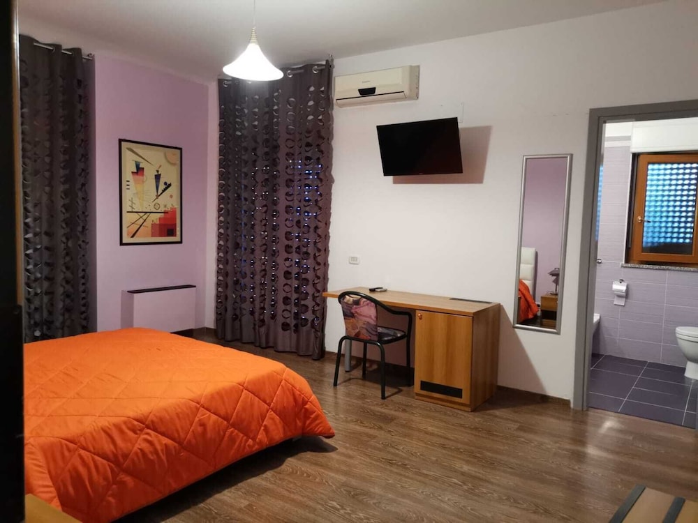 Single Room photo 1