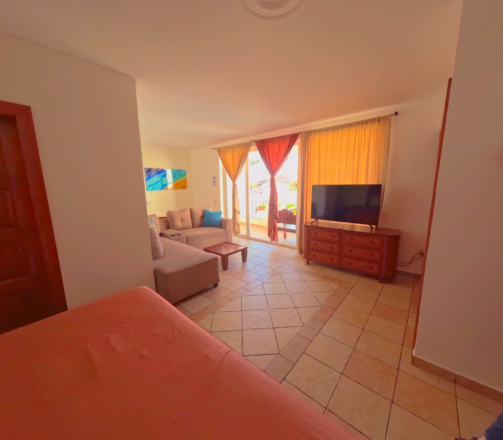 Junior Suite, 1 Bedroom, Pool View photo 3