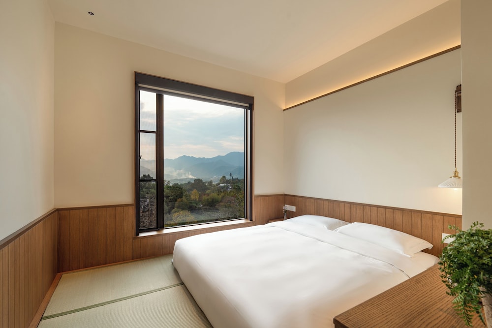 Classic Double Room, Hill View photo 1