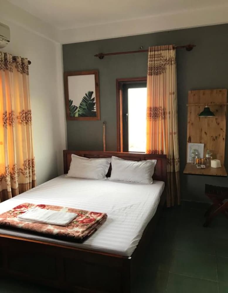 Standard Double Room - Photo 2