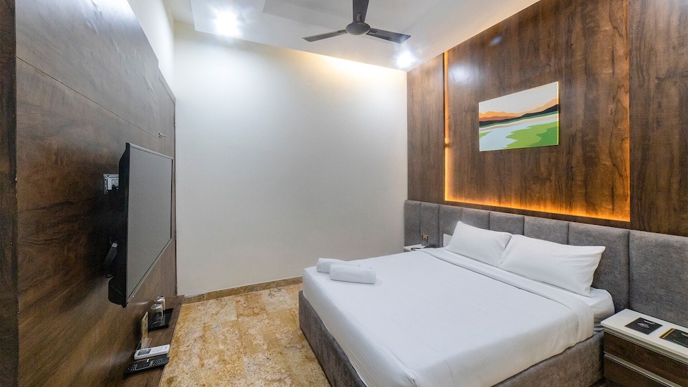 Luxury Double Room, Garden View