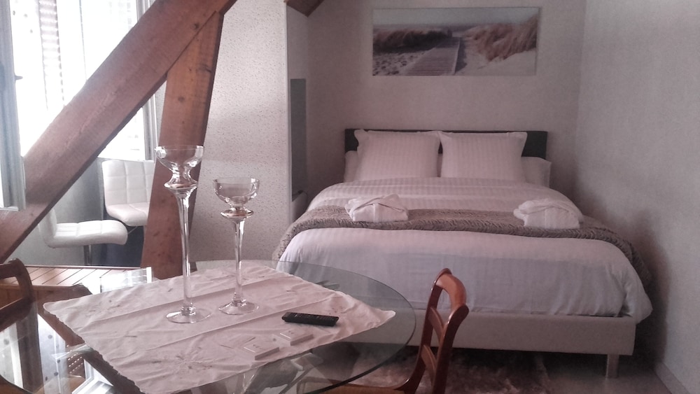 Double Room, Garden View - Photo 7
