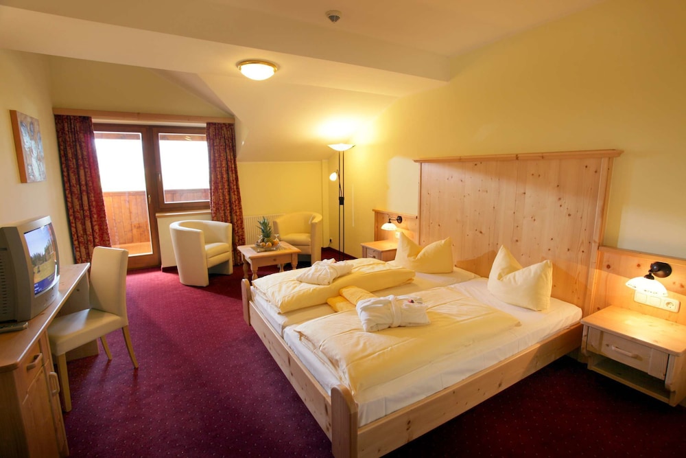 Double Room Single Use, Balcony photo 2
