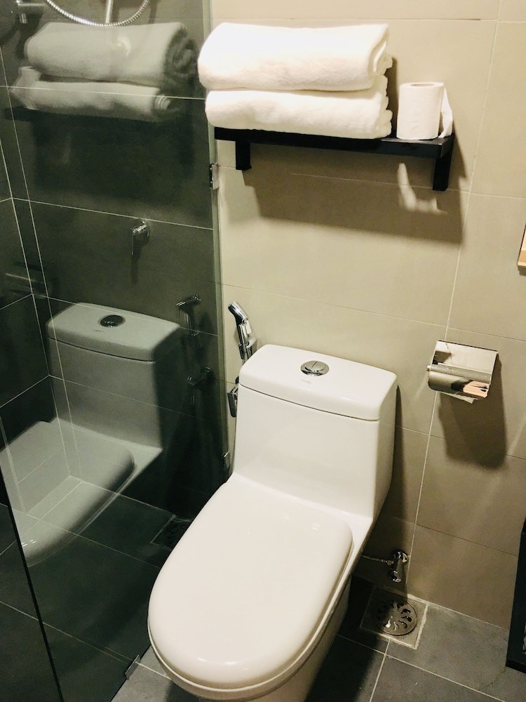 Deluxe Twin Room - Photo 14