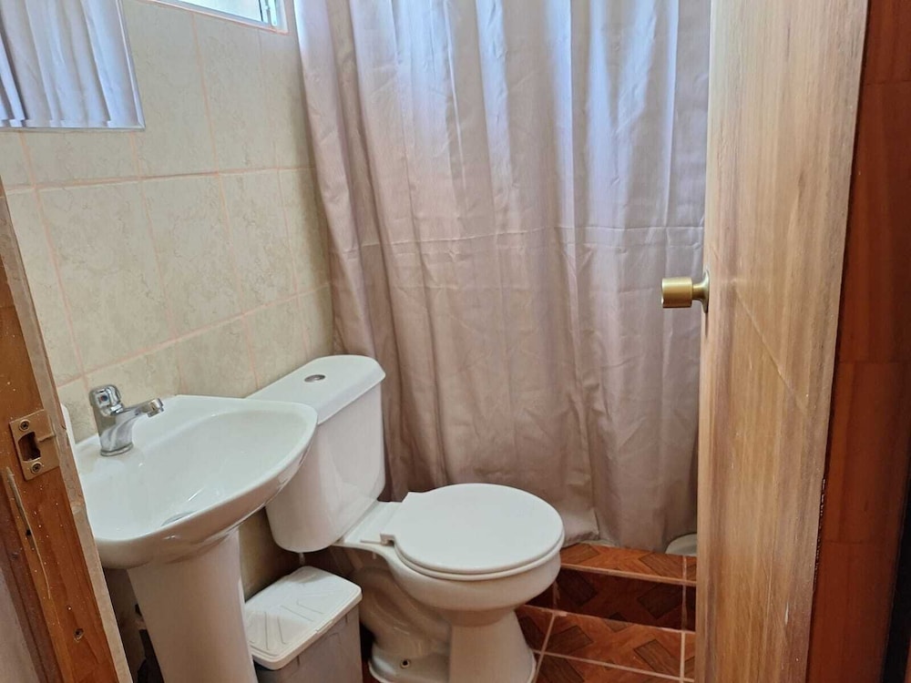 Basic Room, 1 Double Bed photo 2
