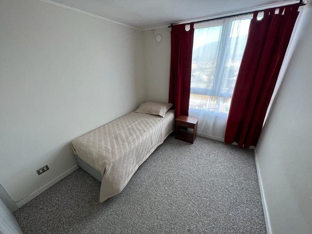 Apartment, 3 Bedrooms, Accessible, Smoking