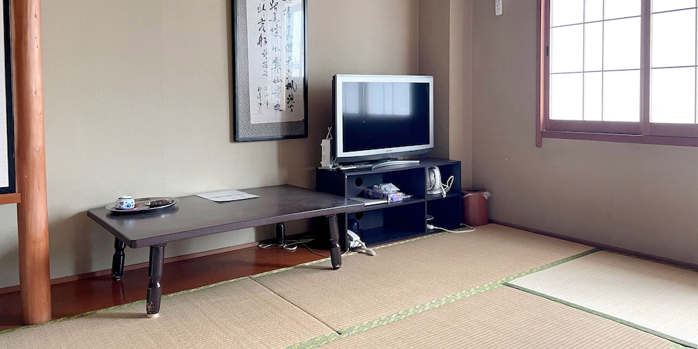 New Wing Japanese-Style Room , For 3 People photo 1