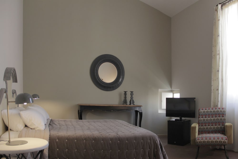 Superior Double Room - Photo 2