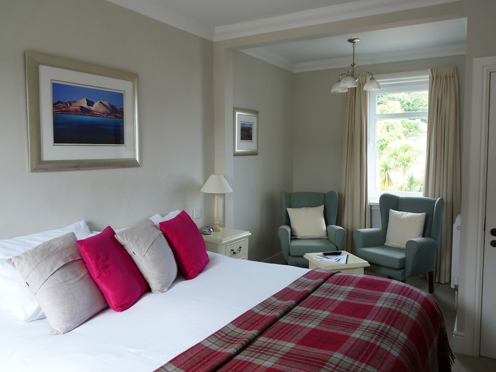 Standard Double or Twin Room - Photo 2