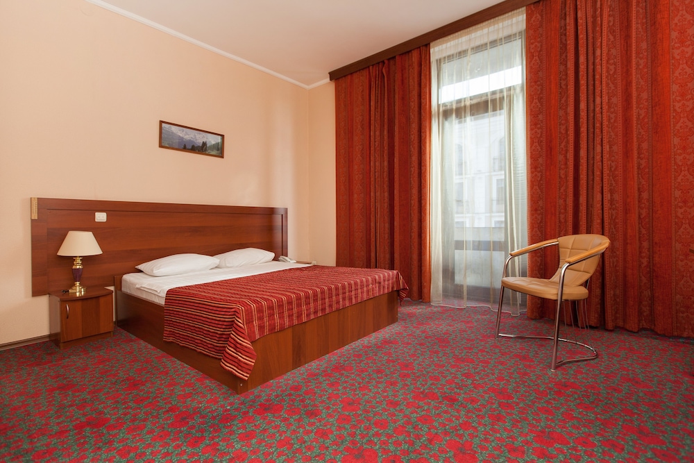 Superior Double or Twin Room photo 3