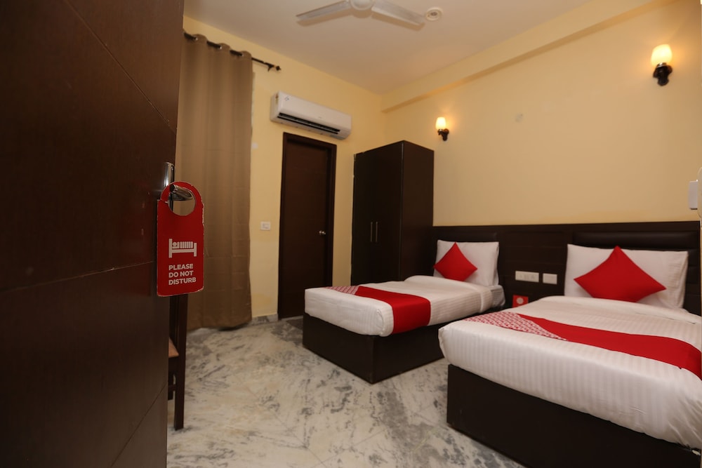 Double Or Twin Room photo 2