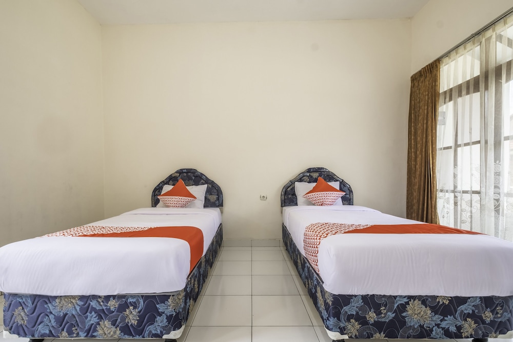 Deluxe Twin Room - Photo 3