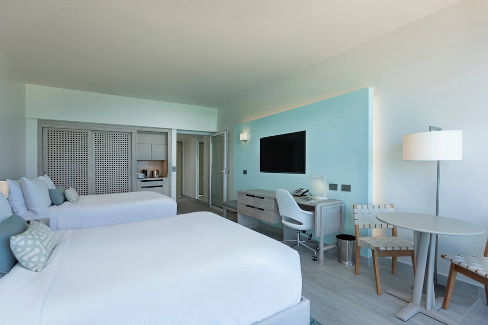 Room, 1 Queen Bed, Tower