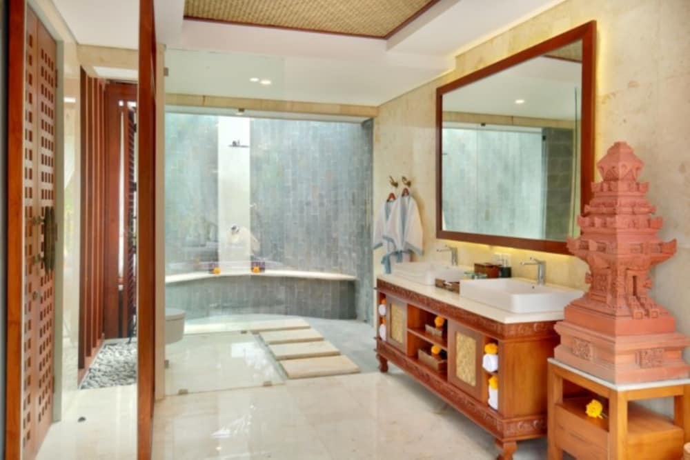 Grand 1 Bedroom Private Pool Villa with River View - Photo 9