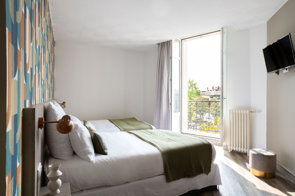 Family Quadruple Room, 2 Double Beds photo 3