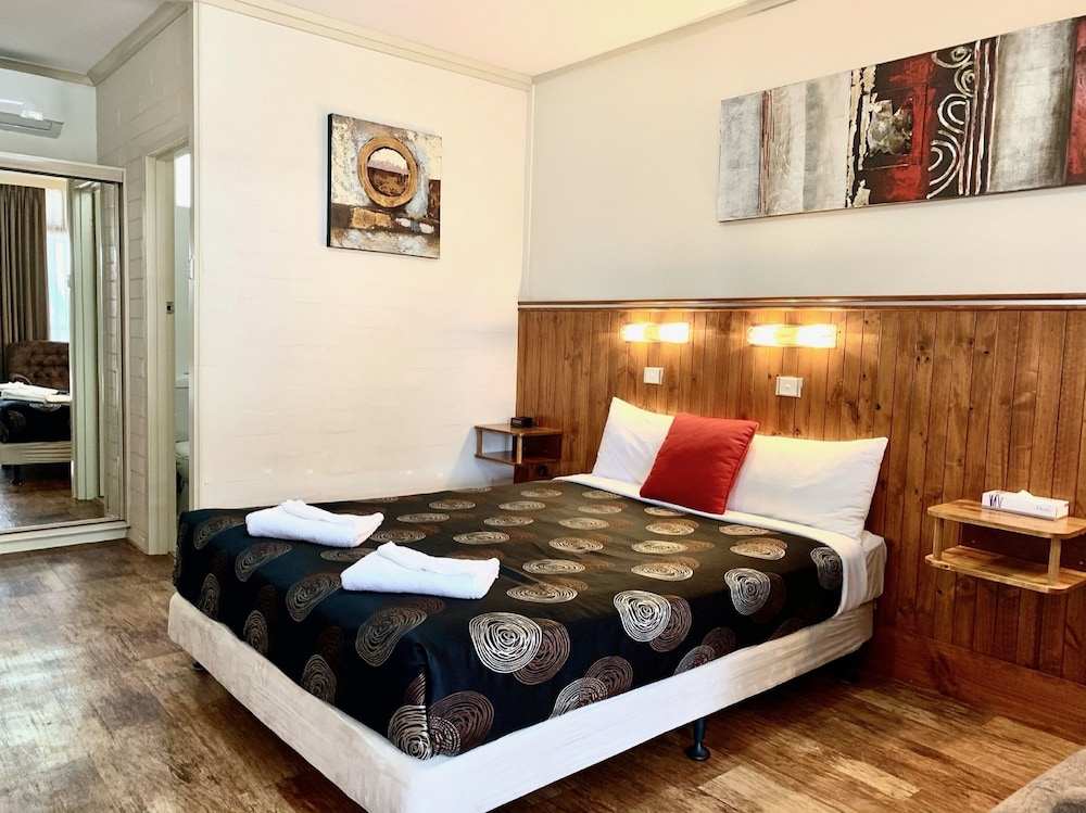 Classic Double Room, 1 Queen Bed, Ground Floor photo 1