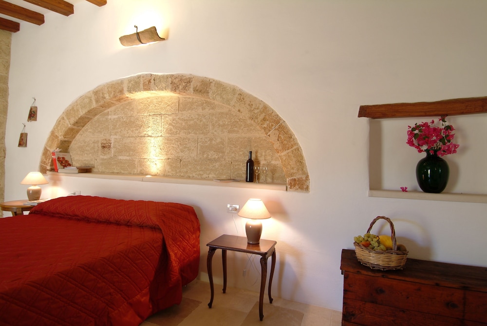 Deluxe Suite, 1 Bedroom, Patio, Garden Area photo 2