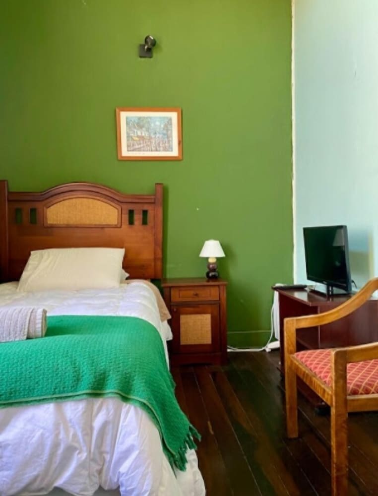 Single Room photo 1