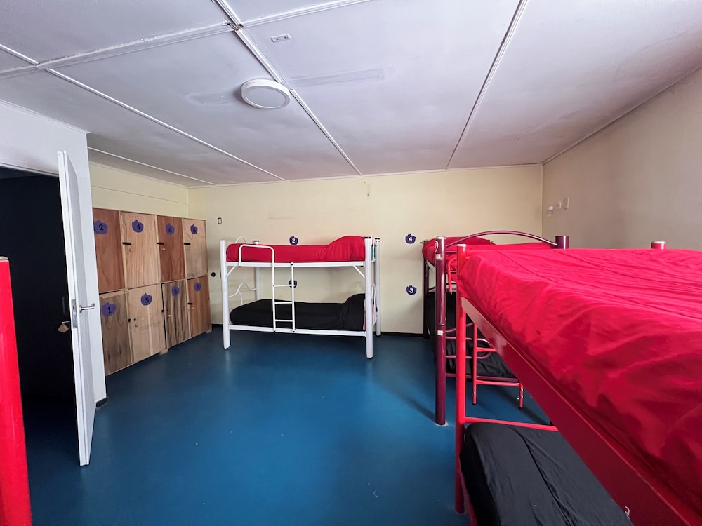 Basic Shared Dormitory (8 people) photo 1