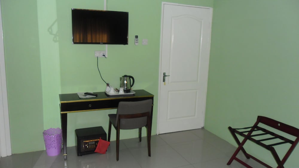 Executive Double Room, 1 Queen Bed, Non Smoking photo 3