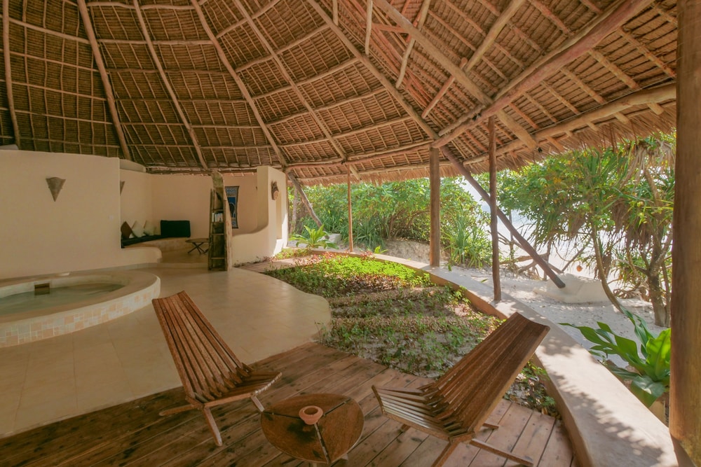 Villa with Beach Front photo 3