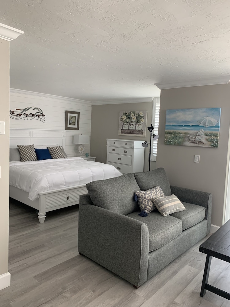 Elite Studio Suite (207a) photo 3