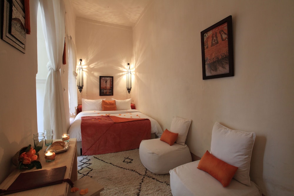 Standard Room, 1 Bedroom, Non Smoking - Photo 12