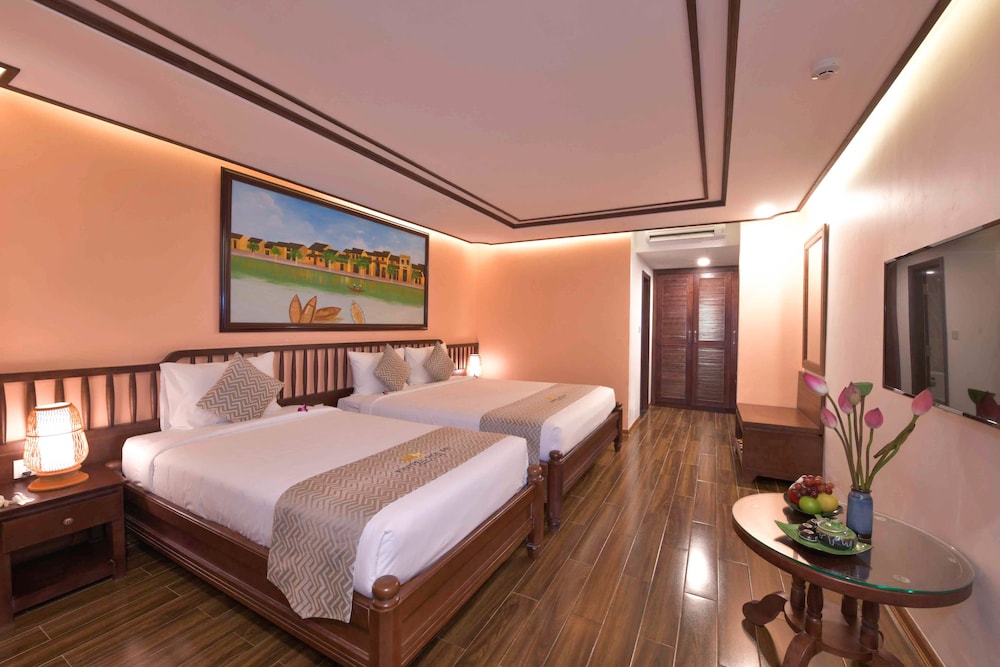 Deluxe Family Room, Balcony - Photo 4