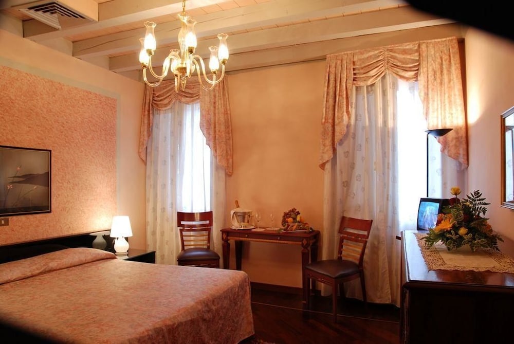 Classic Double Room Single Use
